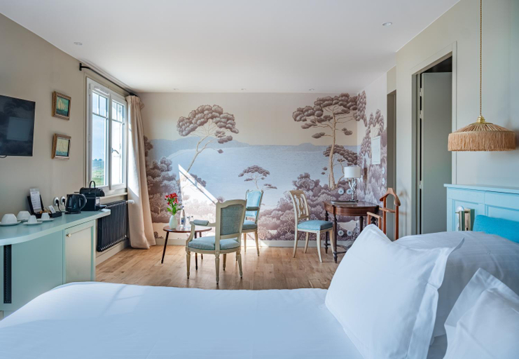 Bedroom 3, Hotel de la Plage, Finistère