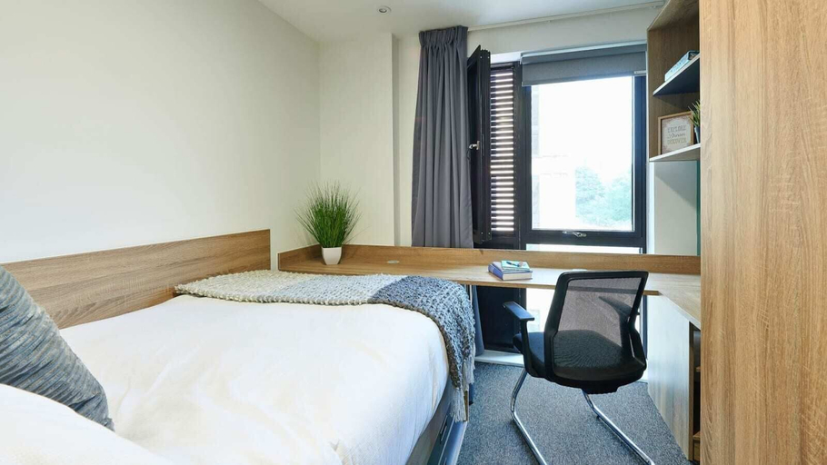 Bedroom 2, Student Only Southampton Crossings, Southampton