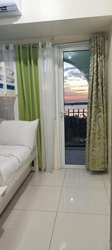Bedroom 3, Taft Ave Green Residences with wifi & Netflix, Manila City