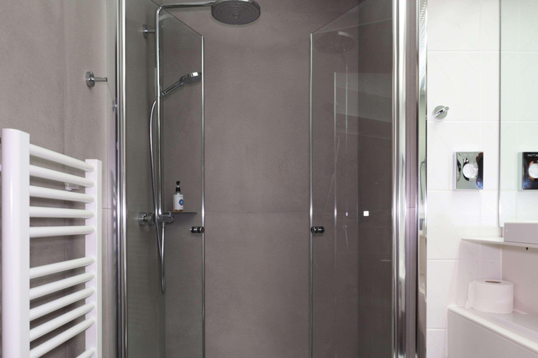 Bathroom 4, Comfort Hotel Atlantic Muenchen Sued, München