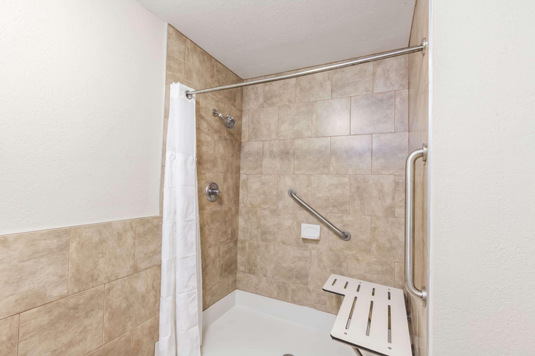 Bathroom 4, Ramada by Wyndham New Iberia, Iberia