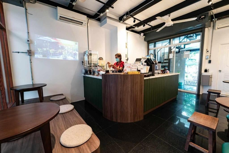 Food & Drinks 5, Lo-ha Guesthouse Contactless Check-in, Phra Nakhon