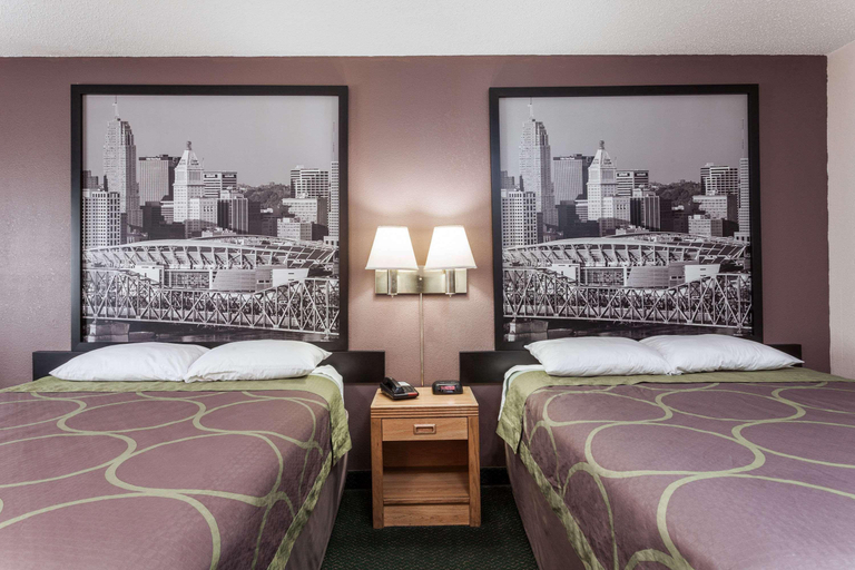 Bedroom 3, Super 8 by Wyndham Carrollton, Carroll