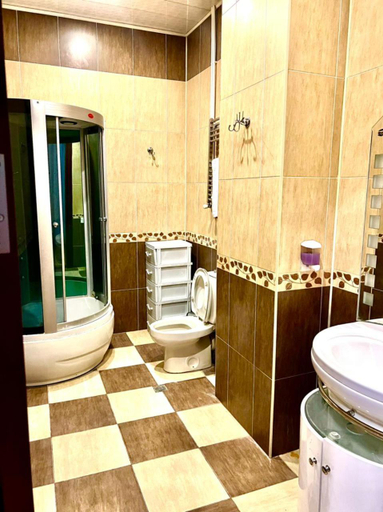 Bathroom 5, Life is amazing, Baku