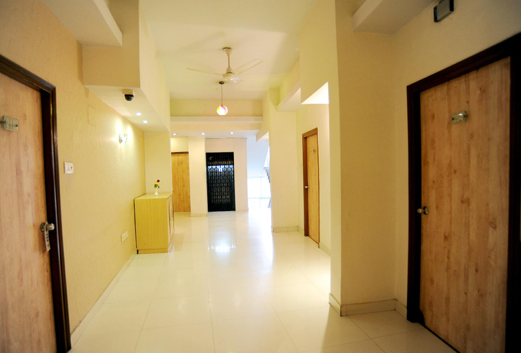 Public Area 3, HOTEL HOUSEZ43, Kolkata