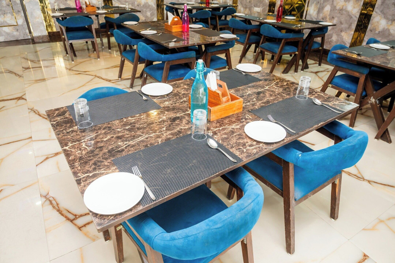 Food & Drinks 5, Hotel Royal Elite, Jaipur