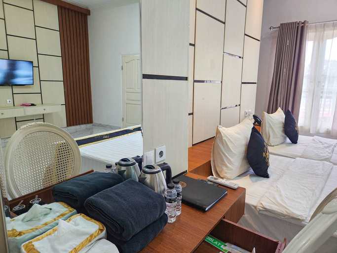 bedroom 9