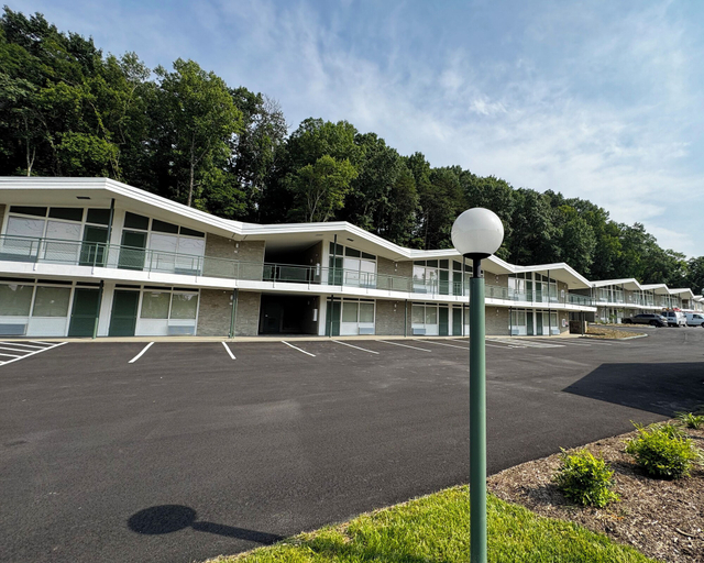 Exterior & Views 2, Colony House Motor Lodge, Roanoke City