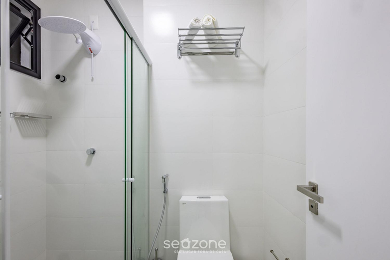 Bathroom 4, MHFBs - Edificio Moderno c/ piscina vista mar em Itapema, Itapema