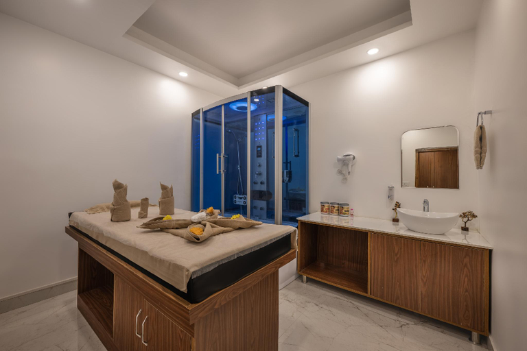 Bathroom 4, Enrise by Sayaji, Kufri, Shimla