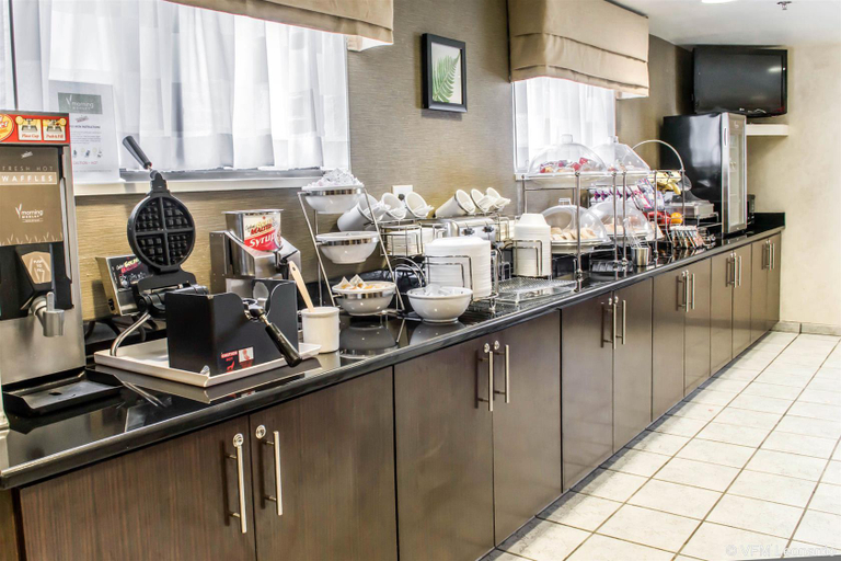 Food & Drinks 5, Sleep Inn Richmond North, Henrico
