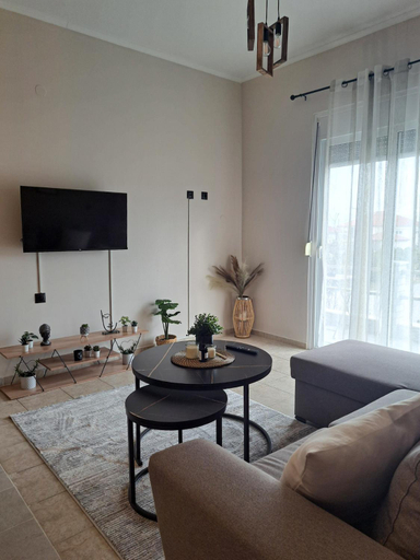 Others 4, Pnoe Apartments, Central Macedonia