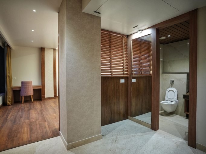 Bathroom 5, Hotel Malsi Mist, Dehradun
