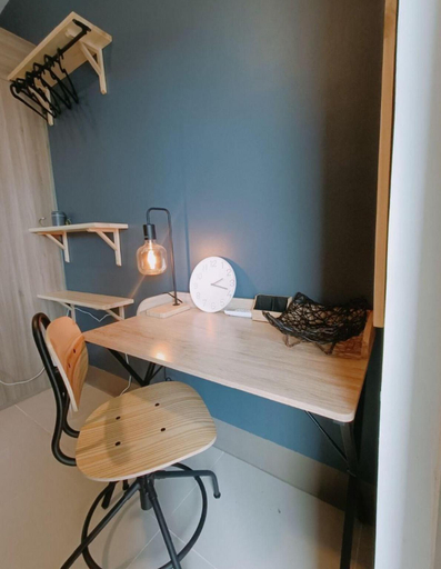 Others 3, Zeke’s BNB, Mandaluyong