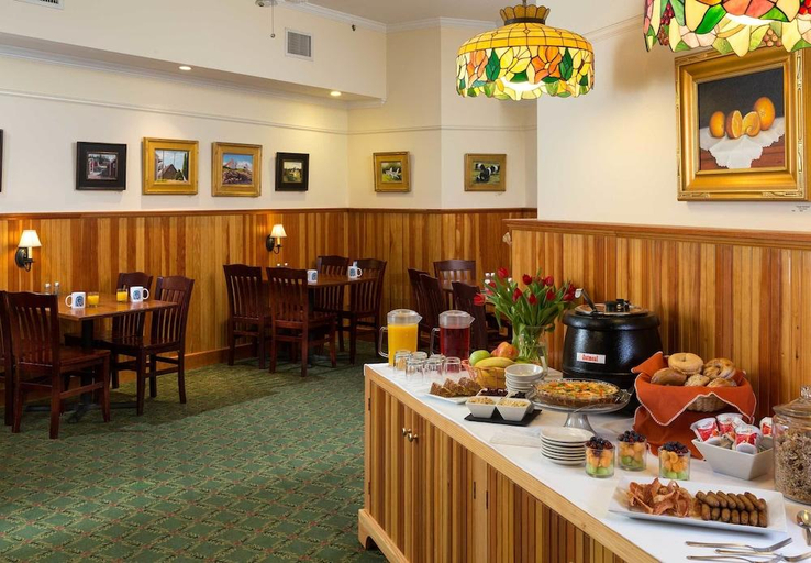 Food & Drinks 4, Lord Camden Inn, Knox