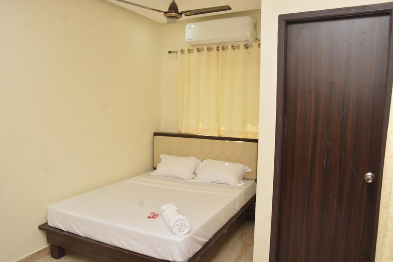 Bedroom, Arihanth Inn, Vellore