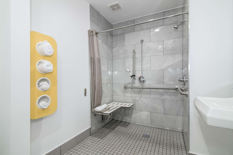 Bathroom, Motel 7 Moreno Valley, Riverside
