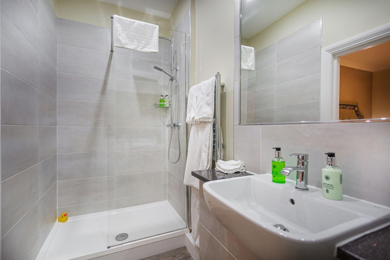 Bathroom 4, The Wynnstay Hotel, Oswestry, Shropshire