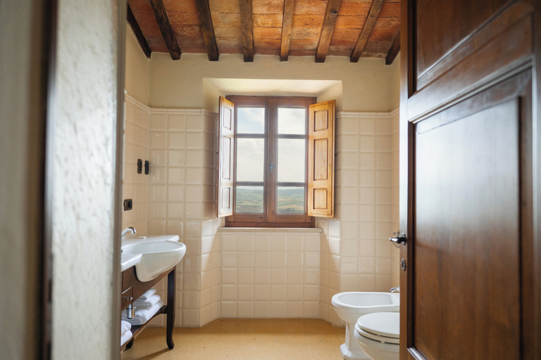 Bathroom 5, Rocca d'Orcia Suites and Villas, Siena