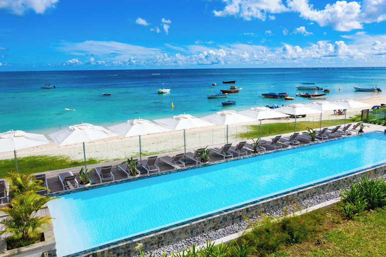 Others 5, O'Biches by Horizon Holidays