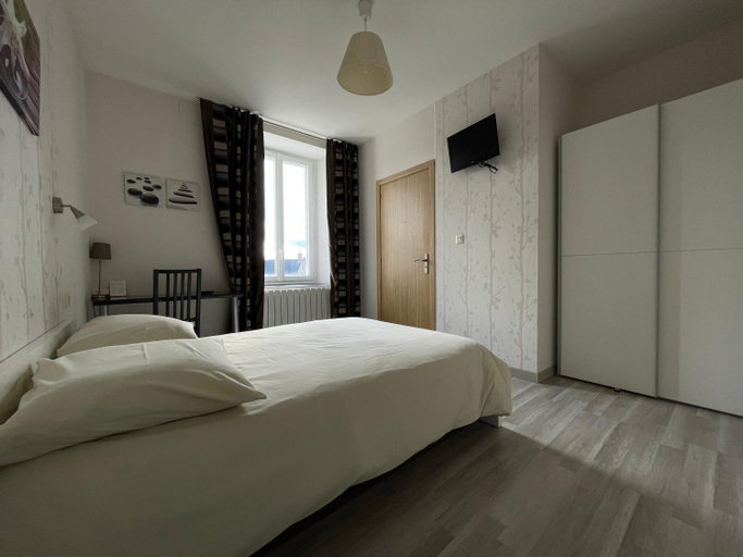 Bedroom 5, Auberge du Chateau, Sarthe