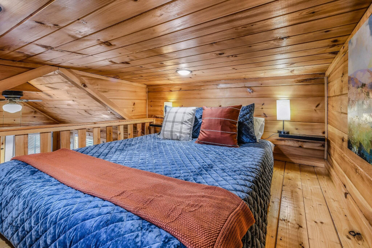 Bedroom 3, Sojourn Lodging, Sevier