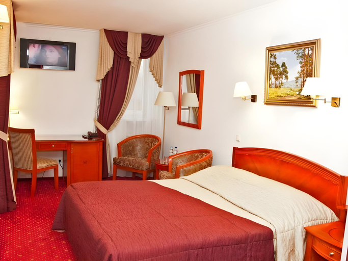Bedroom, Kozatskiy Hotel, Shevchenkivs'kyi