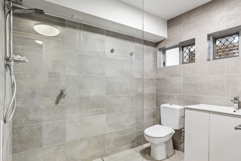 Bathroom 4, Maroochy Sands, Maroochy - Maroochydore
