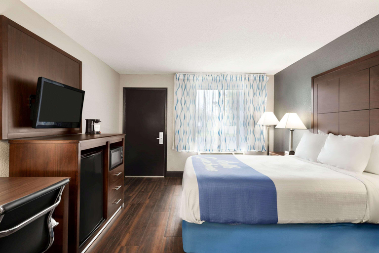 Bedroom 3, Days Inn by Wyndham Rock Hill, York