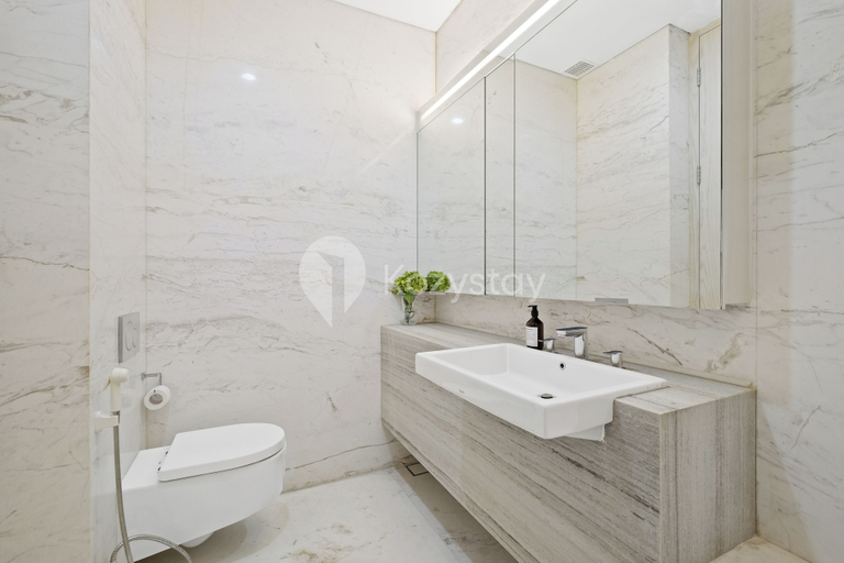 Bathroom, Moku by Kozystay - Cilandak, South Jakarta