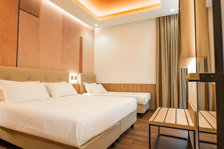 Bedroom 3, Hotel Vittoria, Napoli