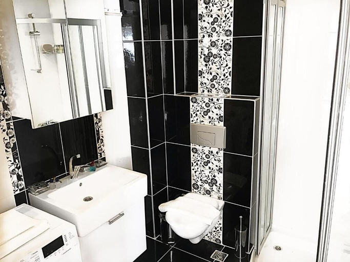 Bathroom 5, Alfa Apart Hotel, Antalya