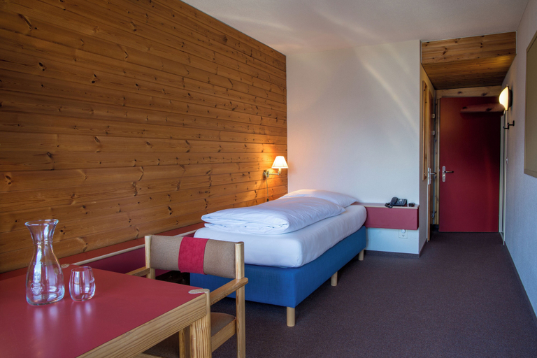 Bedroom 4, Hotel Panorama, Oberhasli