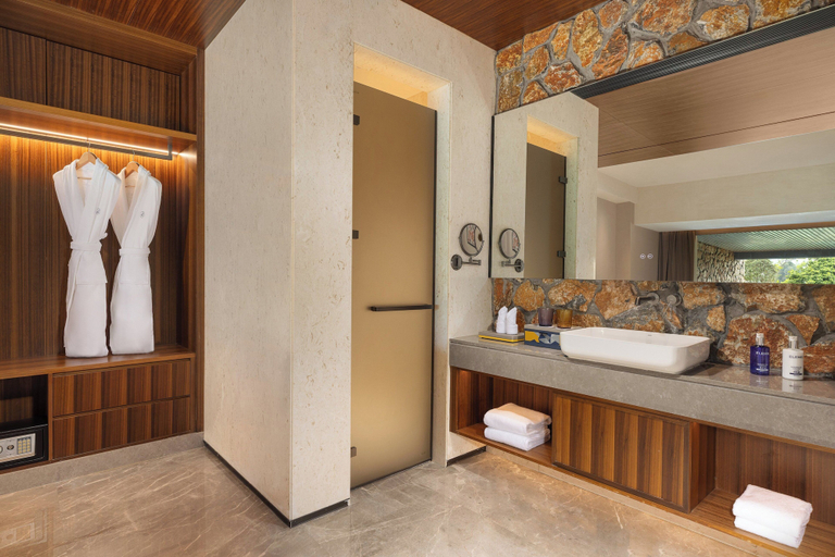 Bathroom 4, voco Guilin Yangshuo by IHG, Guilin