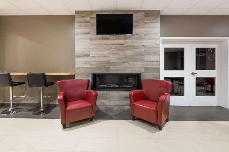 Public Area 2, Super 8 by Wyndham Mont Laurier, Antoine-Labelle
