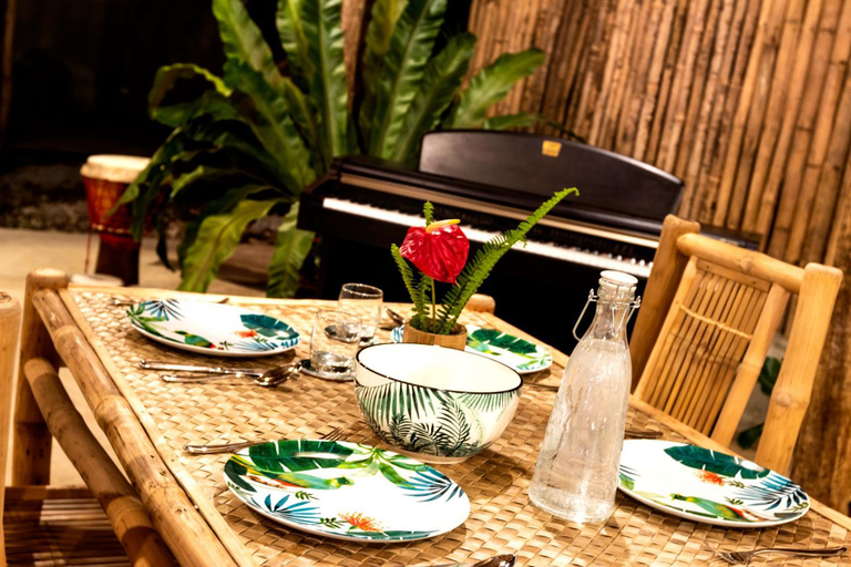 Food & Drinks 4, Three Little Birds Resort, Anda