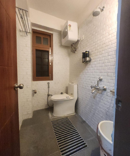 Others 5, AAMMK Homes., Shimla