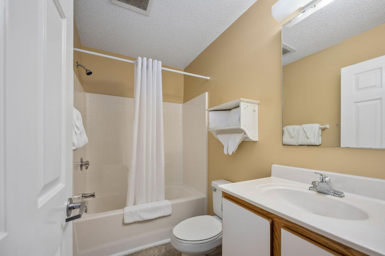Bathroom 4, Affordable Suites Wilson, Wilson