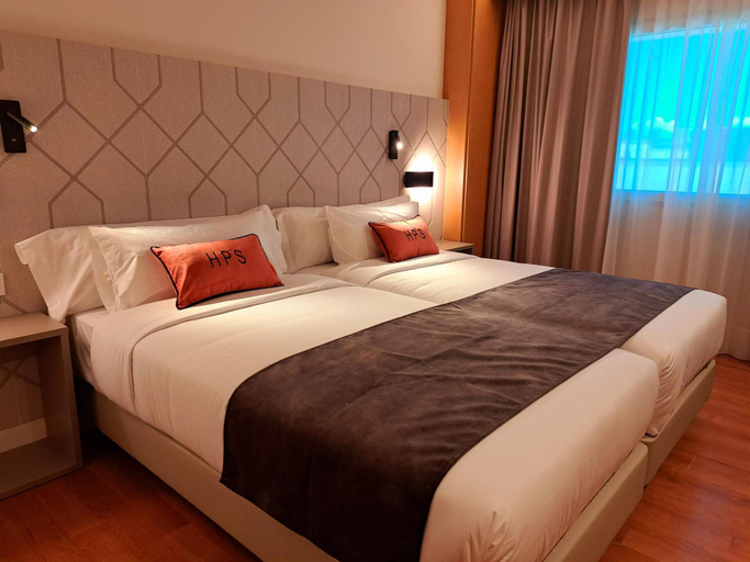 Bedroom 3, Hotel Puerta Santander, Cantabria