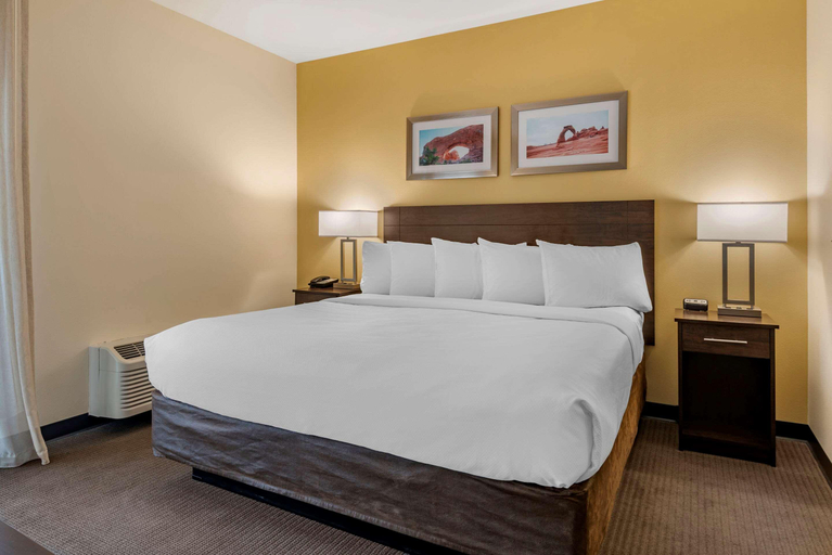 Bedroom 4, MainStay Suites Moab Near Arches National Park, Grand