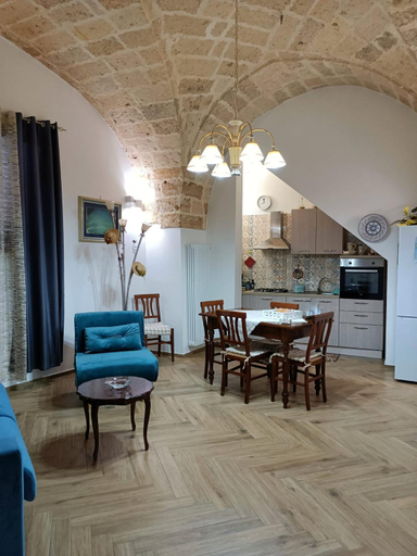 Others 5, La Casa Di Chia, Lecce