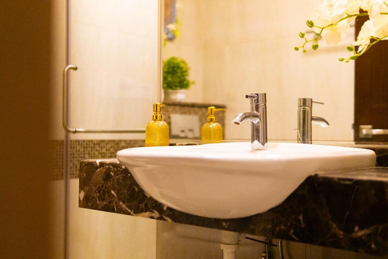 Bathroom 3, Your Home Away from Home!, Dubai