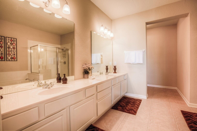 Bathroom 5, Safari Breeze, Orange