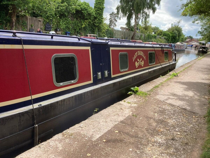 Others 4, Modern Stylish Narrowboat, Cheshire West and Chester