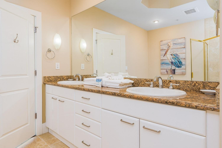 Bathroom, Caribe Penthouse C1, Escambia