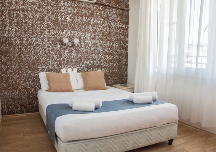 Bedroom 4, Toros Hotel, Didim