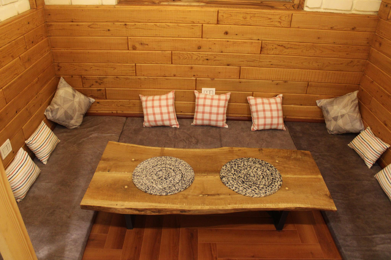 Public Area, Silentwoods Homestay, Shimla