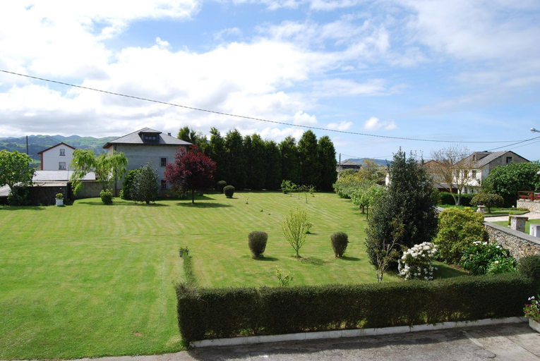 Others 5, Luarca Zabala, Asturias