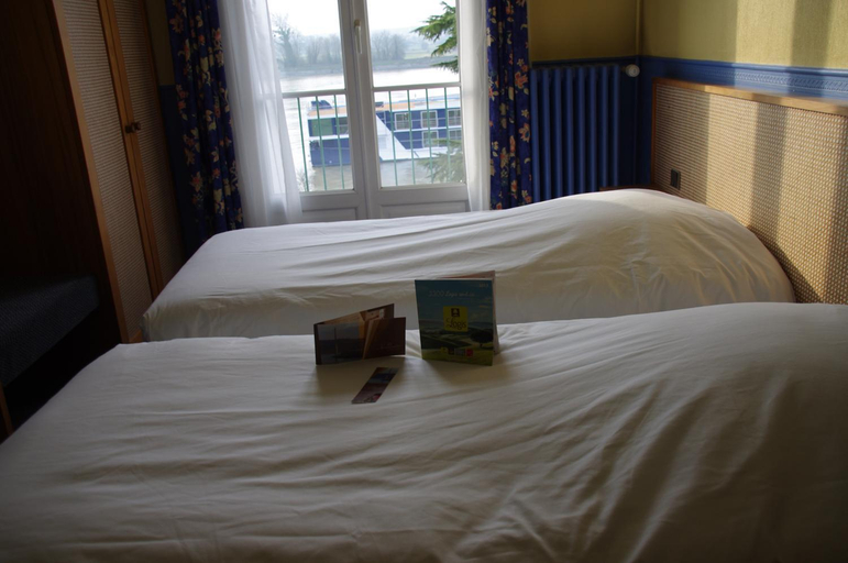 Bedroom, Hotel Le Normandie, Seine-Maritime