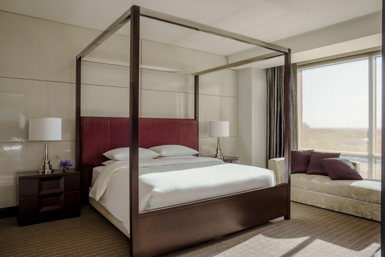 Bedroom 4, Hyatt Regency Tysons Corner Center, Fairfax